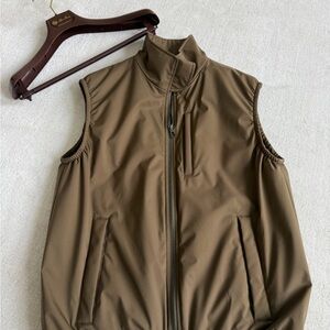 Men's Sleeveless Jacket